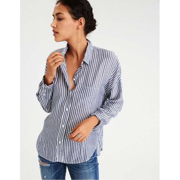American Eagle Outfitters Tops - 🔺sᴀʟᴇ🔺 AEO Blue Stripe Ruffle Button Down Shirt